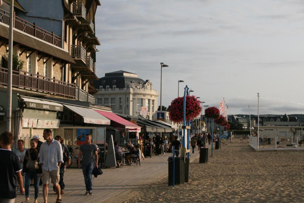 Studio En Plein Coeur De Trouville Ngoại thất bức ảnh