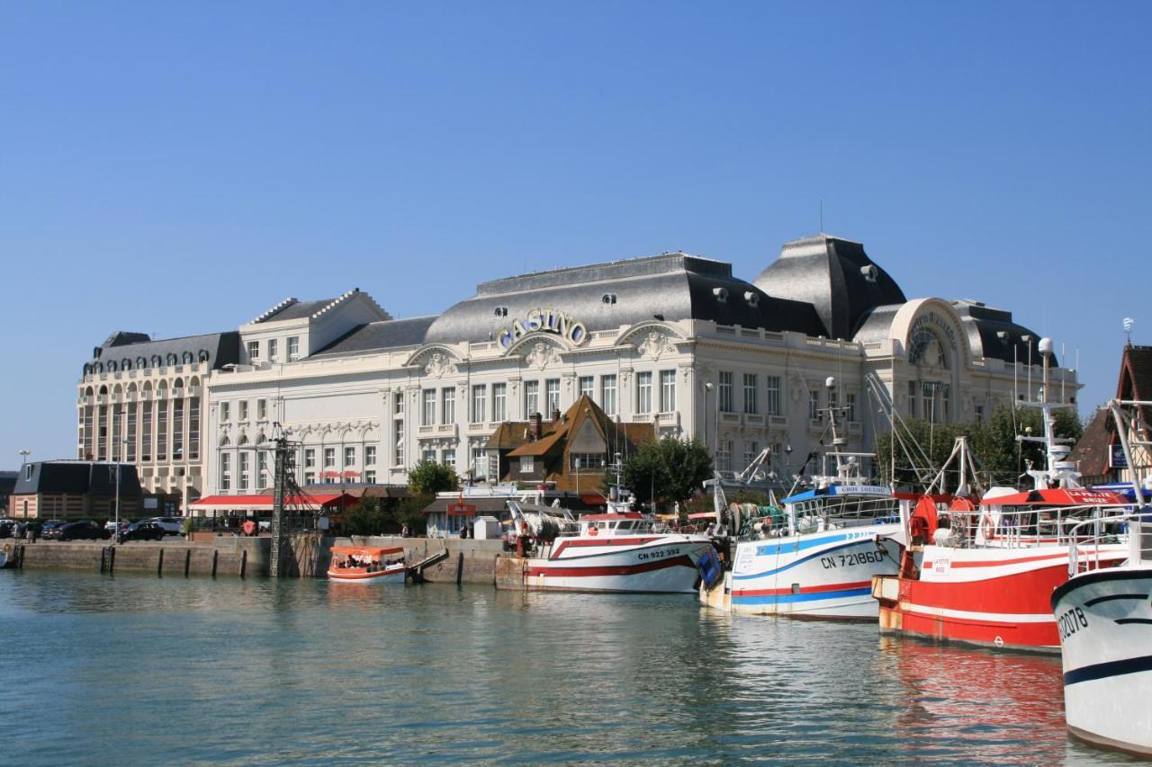 Studio En Plein Coeur De Trouville Ngoại thất bức ảnh