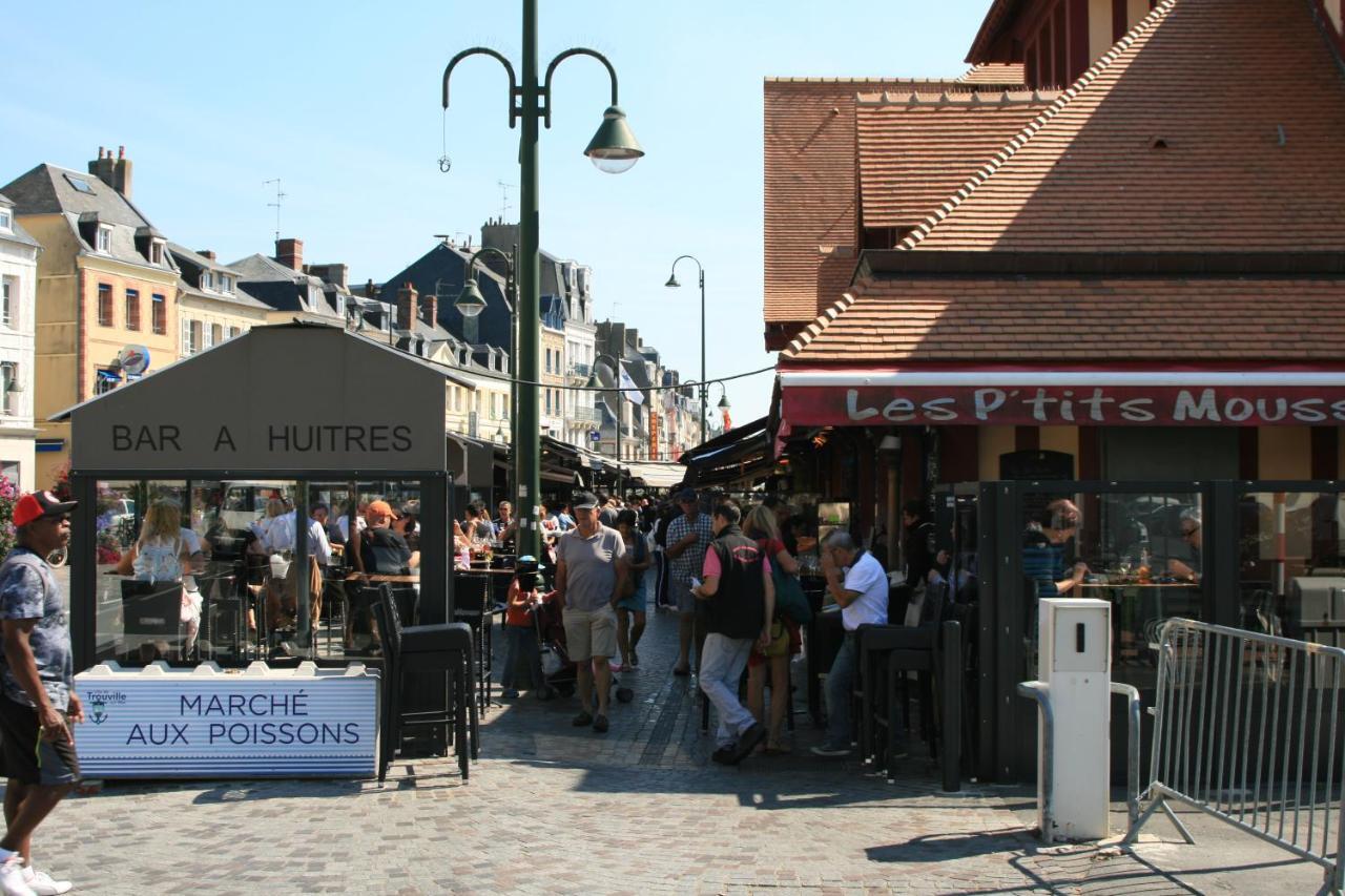 Studio En Plein Coeur De Trouville Ngoại thất bức ảnh